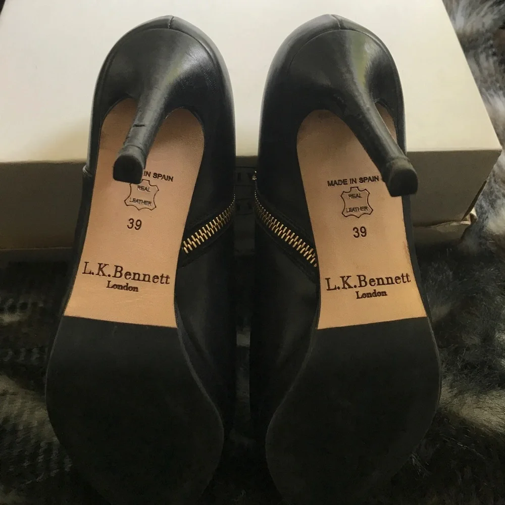 L.K. Bennet Black ankle boots - Picture 5 of 8